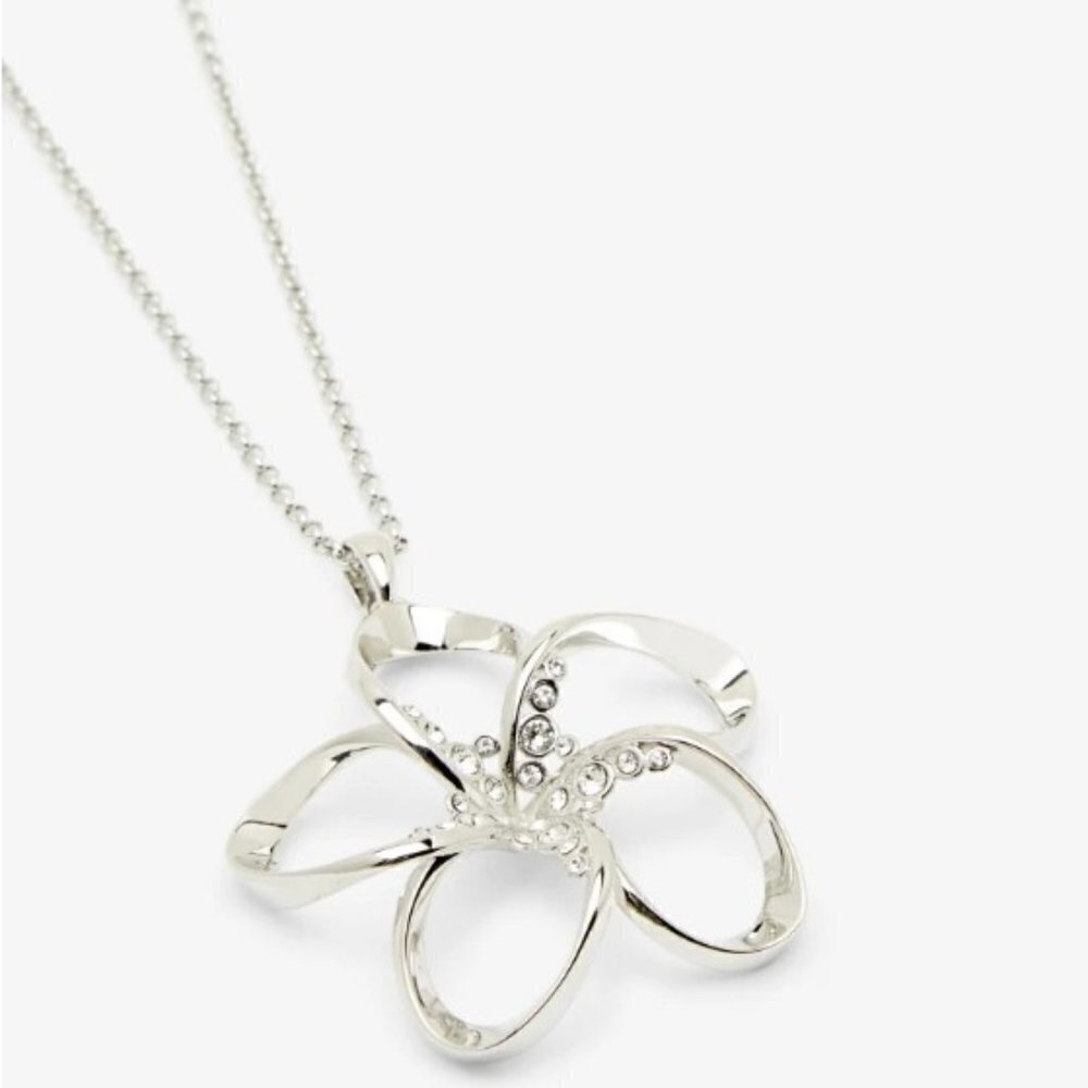 💕TED BAKER💕 Bedelie Crystal Blossom Pendant Necklace Silver NWT